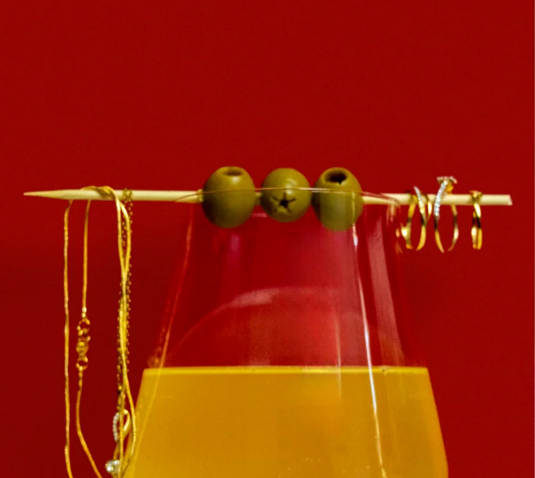 Lab-Grown vs Mined Diamonds: What Actually Changes (and What Doesn't)