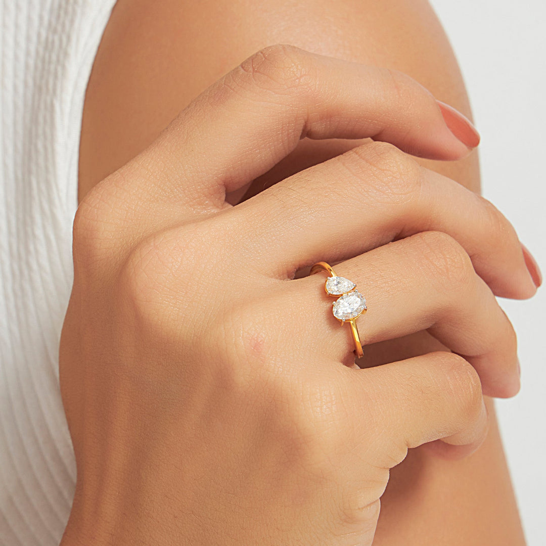 Rythymic Duet Lab Diamond Ring