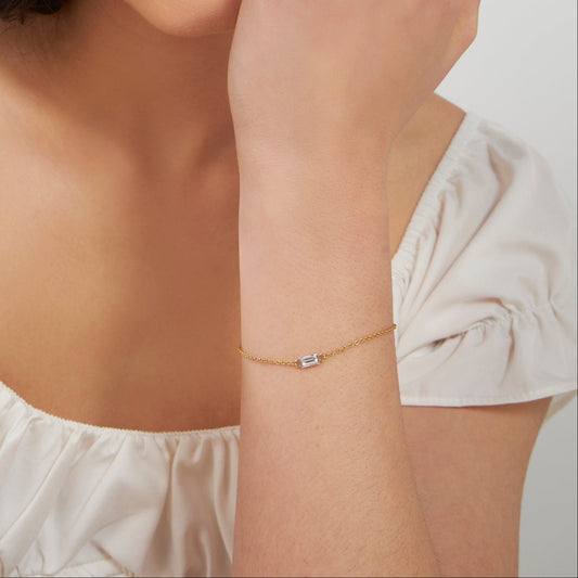 Golden Grace Chain Bracelet