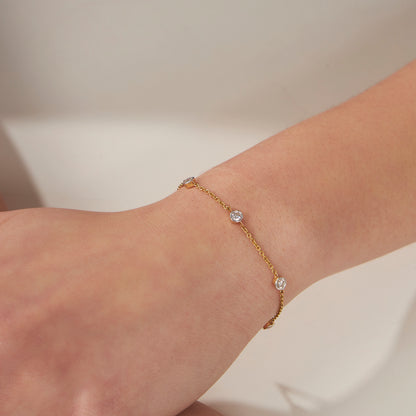 Ethereal Glow Chain Bracelet