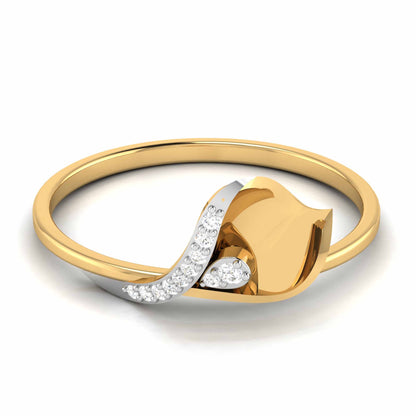 Meadow Muse Diamond Ring