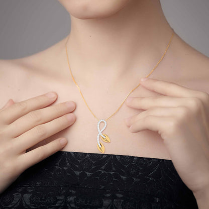 Leafy Radiance Diamond Pendant (With Chain)