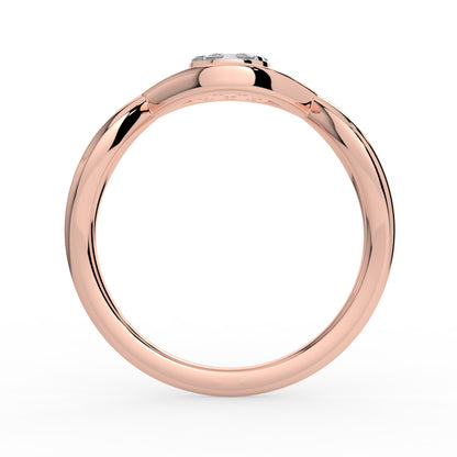 Essence Aura Diamond Ring