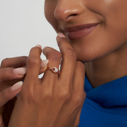 Essence Aura Diamond Ring