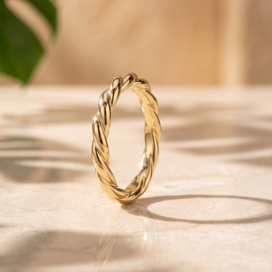 Twist and Turn Rope Ring