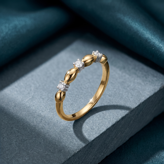 Gentle Rythm Lab Diamond Ring