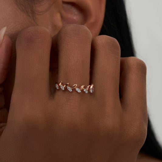 Petal Mirage Diamond Ring