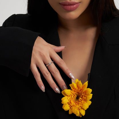 Elegant Aura Solitaire Diamond Ring