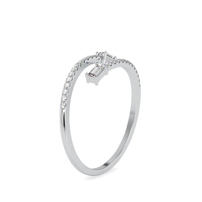 Featherlight Glow Diamond Ring