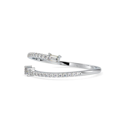 Featherlight Glow Diamond Ring